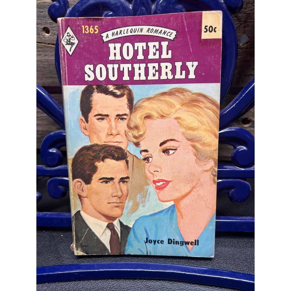Hotel Southerly, Vintage 1970 Harlequin Romance Novel by Joyce Dingwell‎ #1365